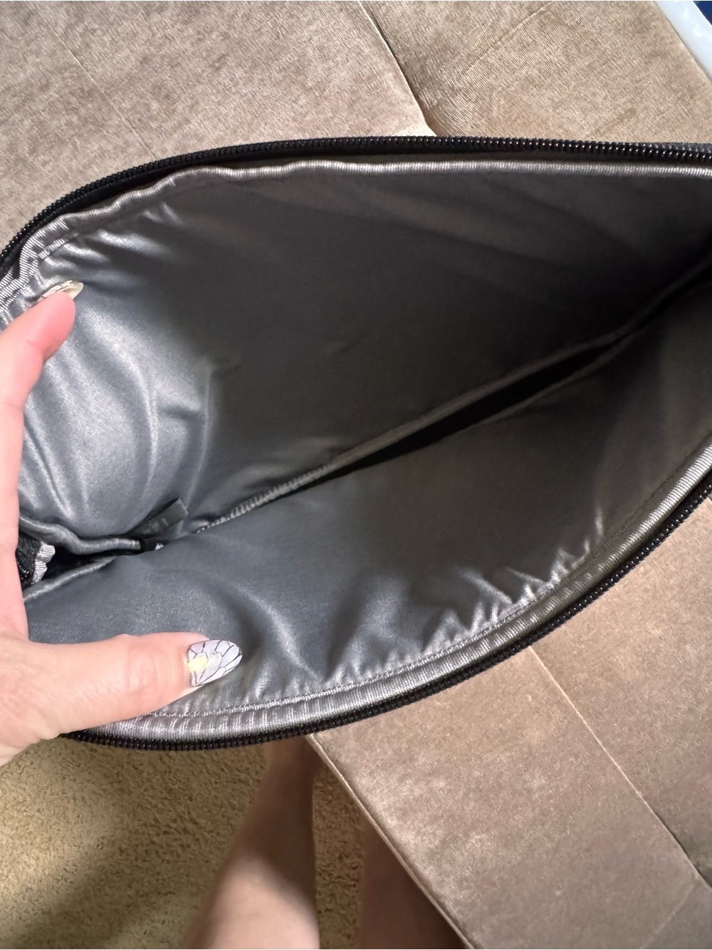 Tumi Black Laptop/iPad Sleeve Organizer - Picture 3 of 5